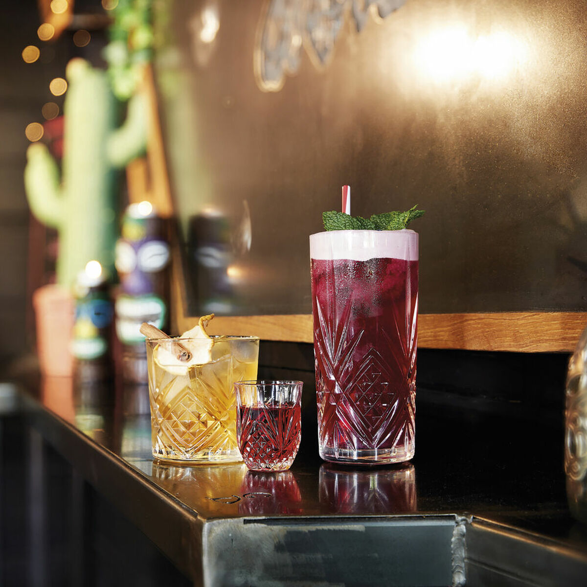 V13H4F65E0BC3DFAE074842E3DB0FA73E2FAR5338700P2