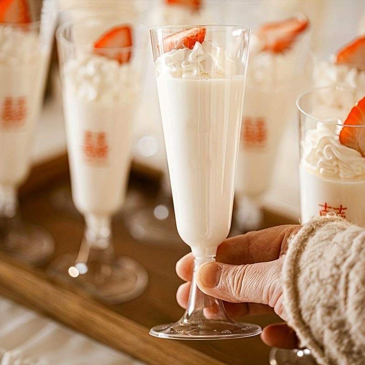 V4HF6642BFEBC7215E35A18CEEF5B1E5C93R5652257P6