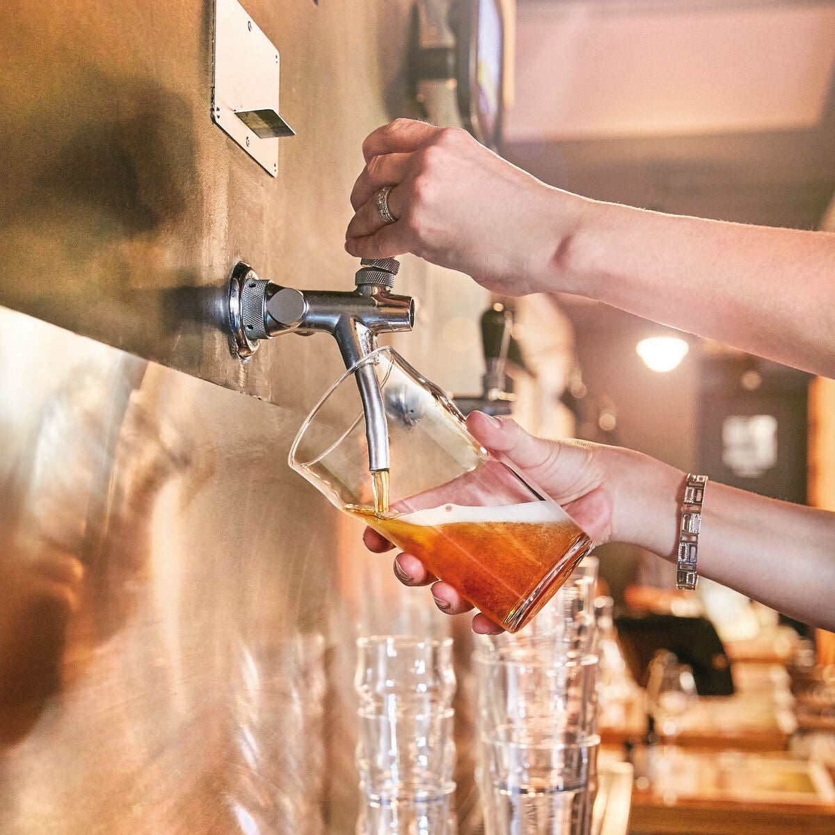 V4HDE73B722EAC3943BA29996FBB3C5D3A5R6230747P2