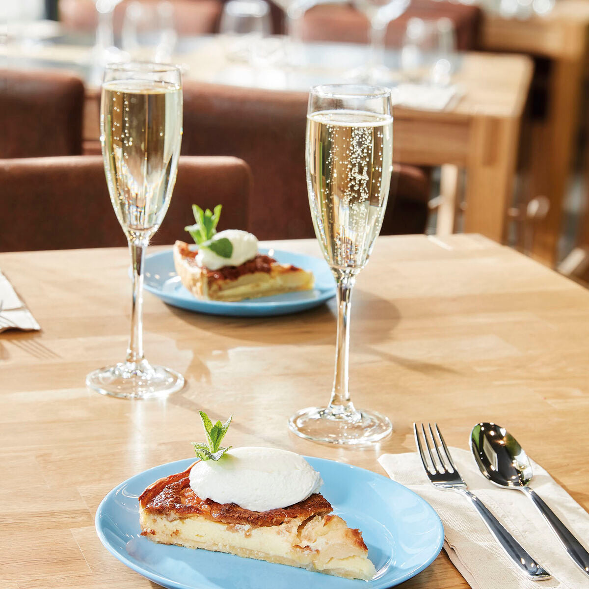 V4H303F76323BA729A5E1ED98F0197BCBF1R6230809P4