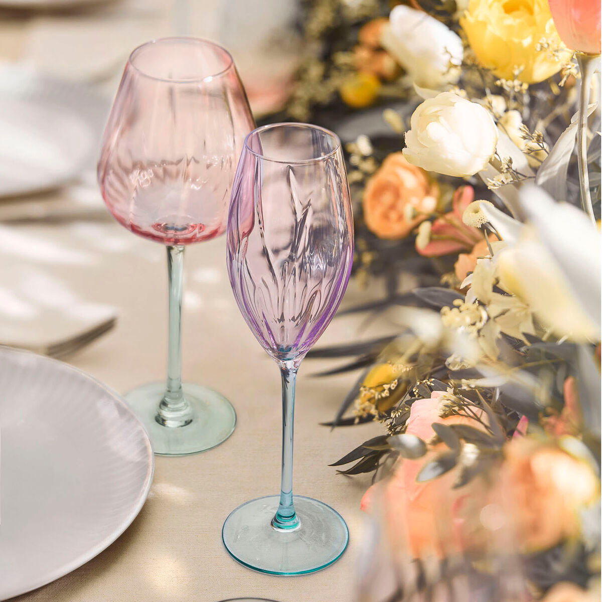 V4HF1E6725D21C220828D2857989EC016A3R6230633P2