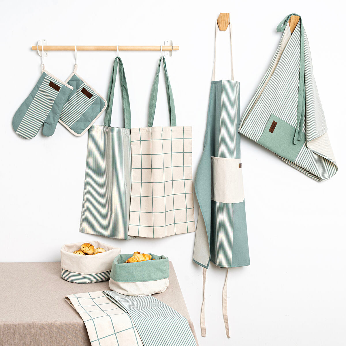 V6H320799F77DCCDC188B1E29E8AA777F46R6206168P4