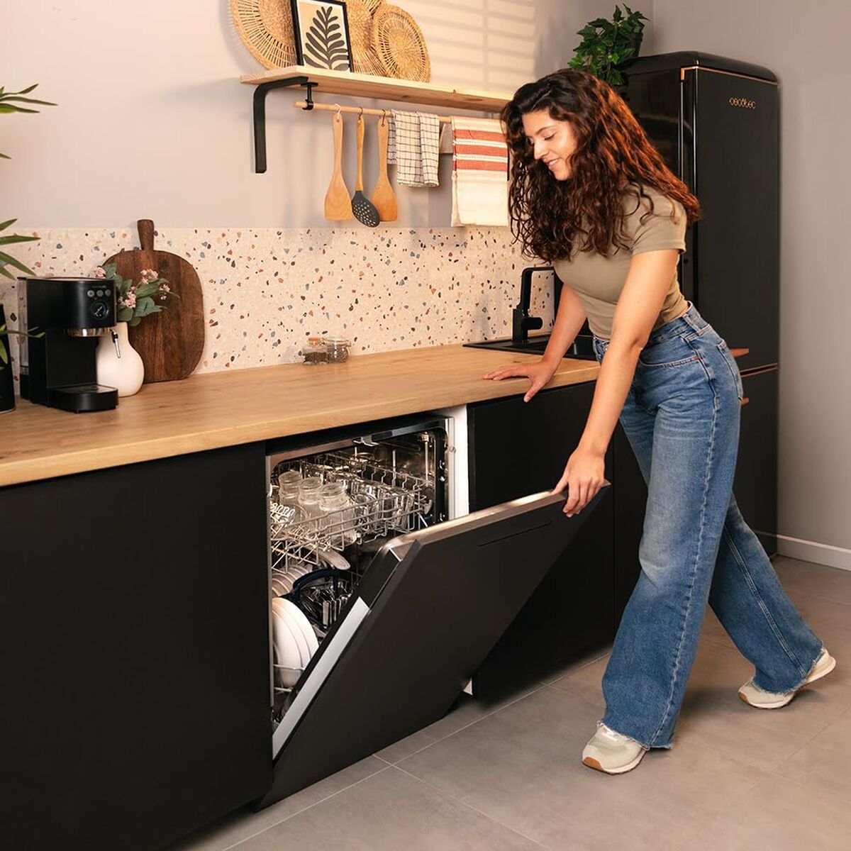 V2HFD256F2356E3360E3A178A74326B1C4AR7648210P4