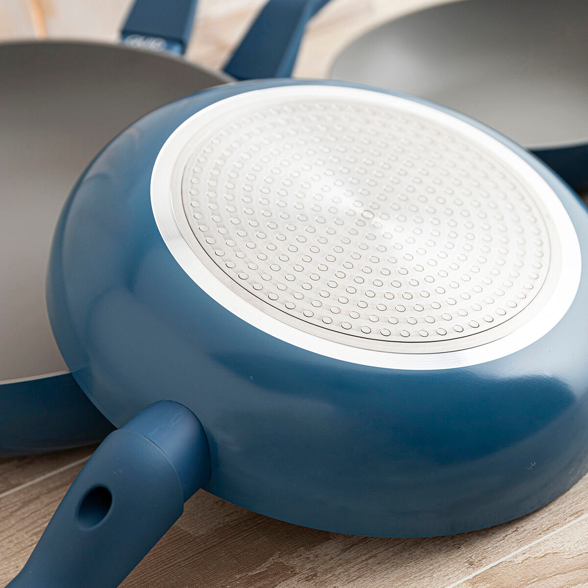 V4HD8D68481FB11AD82A2E5DF92C7C3C272R6366606P6